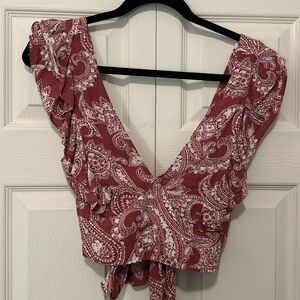 Lulus tie back ruffle sleeve blouse